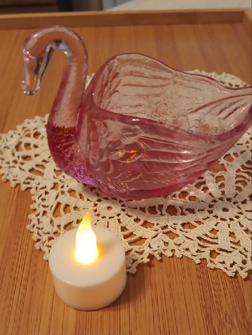 Fenton swan bowl